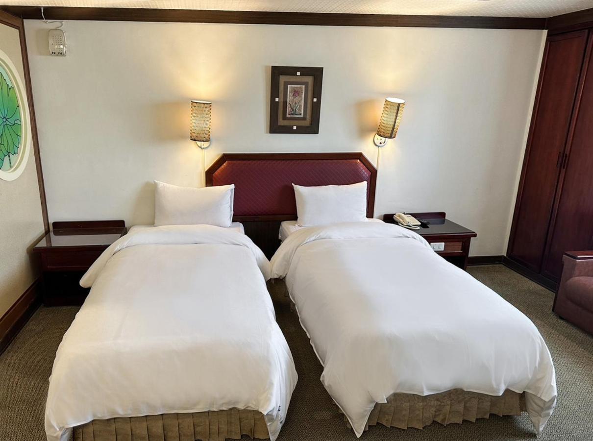 Guide Hotel Changhua Jhongjheng Eksteriør billede