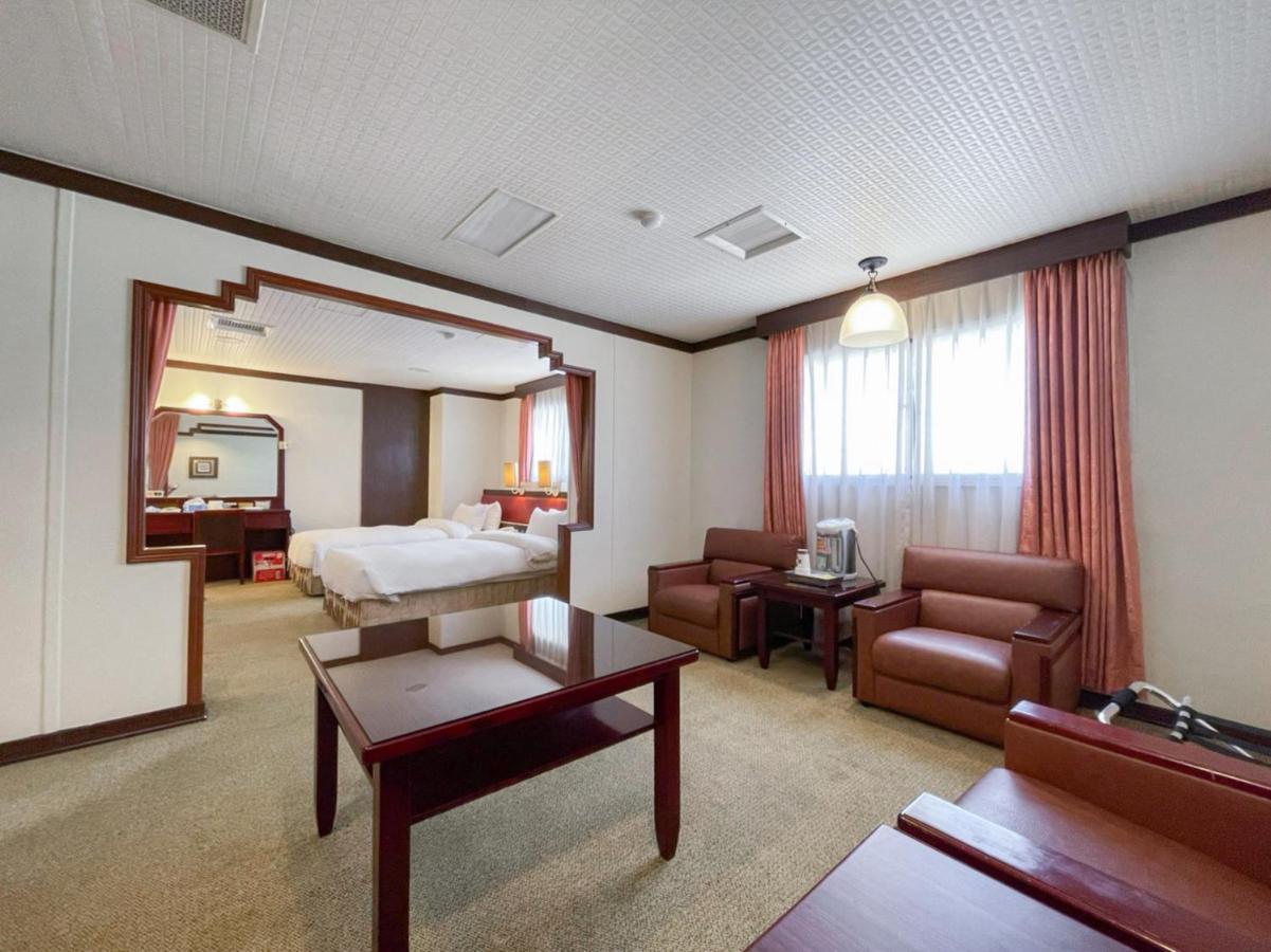 Guide Hotel Changhua Jhongjheng Eksteriør billede