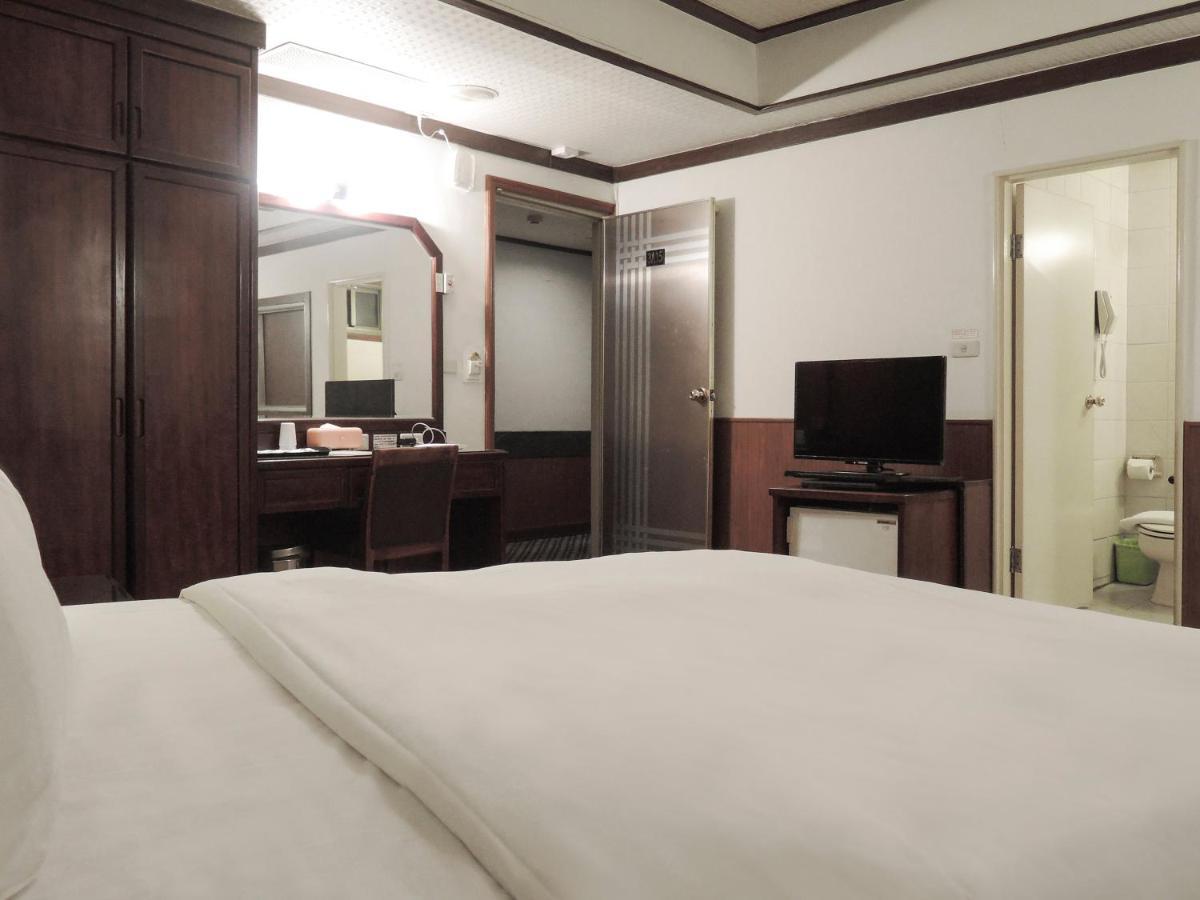 Guide Hotel Changhua Jhongjheng Eksteriør billede